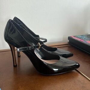 Vince Camuto heels